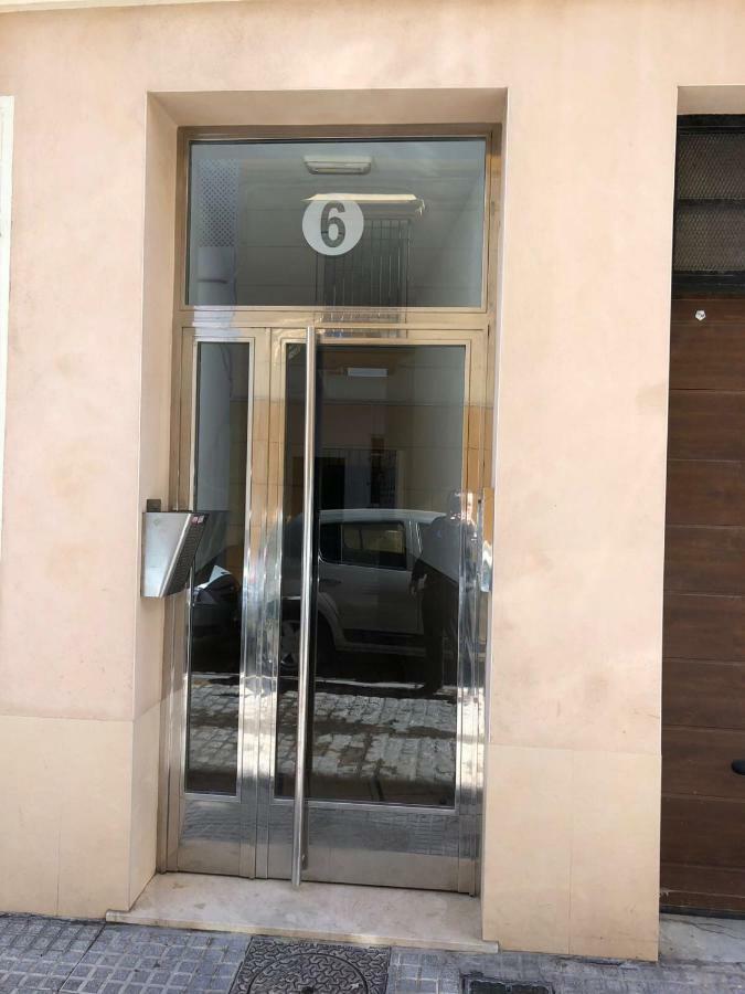 Apartamento La Joya De La Caleta. A 60 Mts Playa.